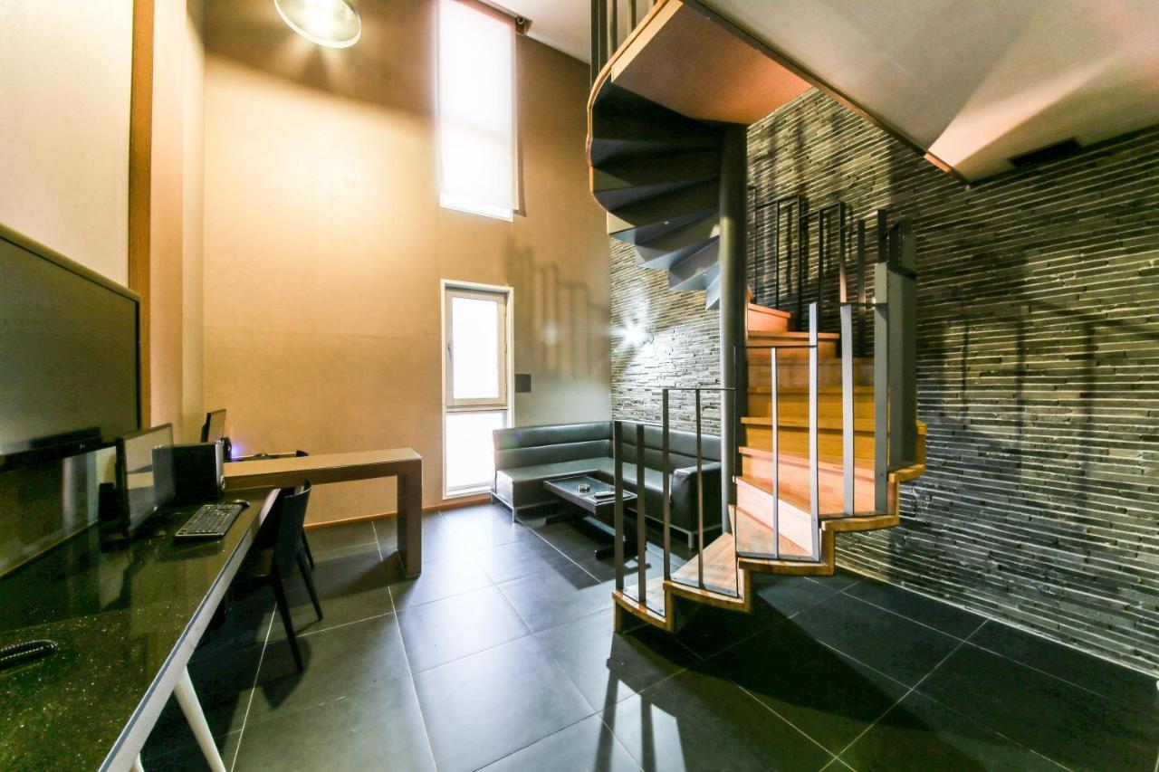 Gyeongju Arrietty Motel Экстерьер фото