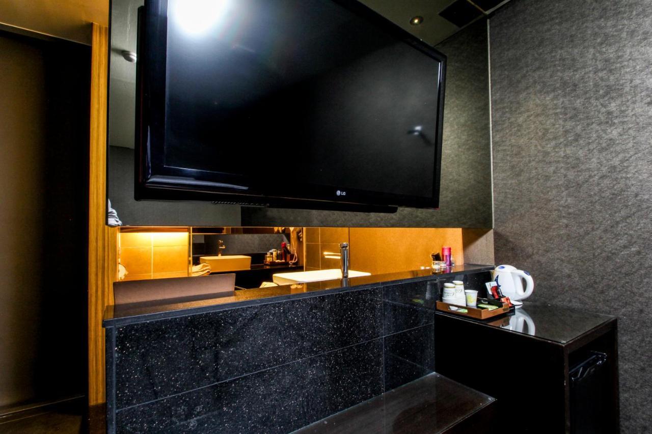 Gyeongju Arrietty Motel Экстерьер фото