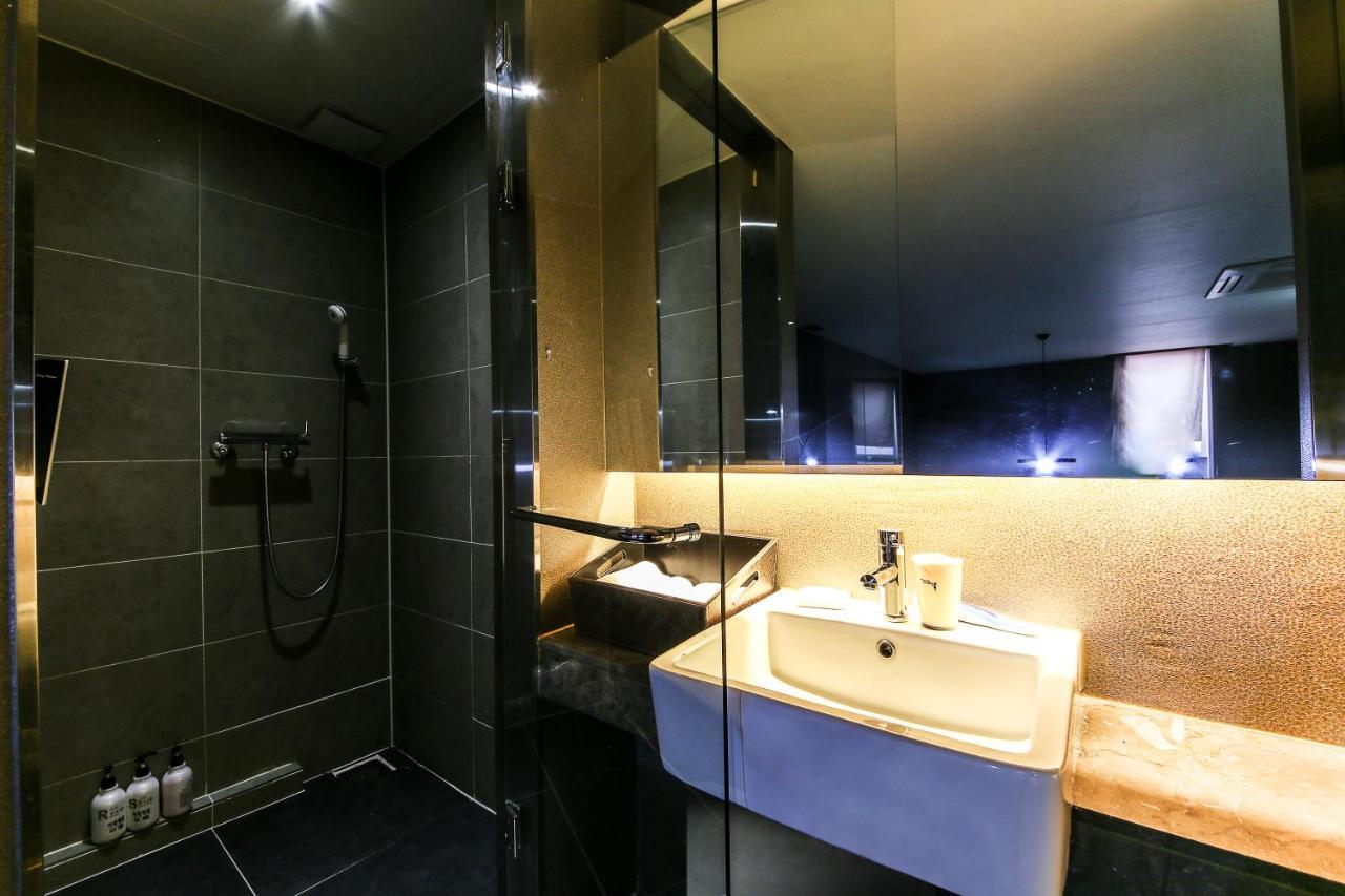 Gyeongju Arrietty Motel Экстерьер фото