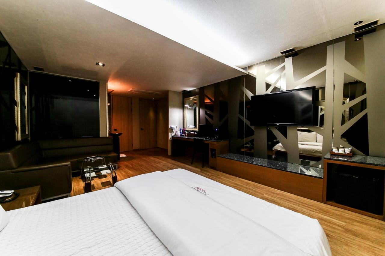 Gyeongju Arrietty Motel Экстерьер фото