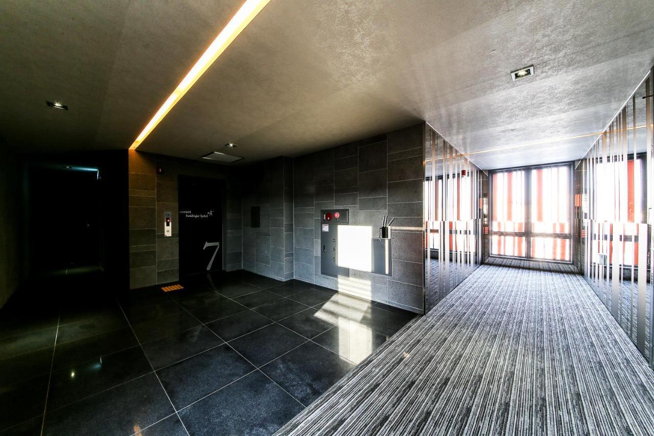 Gyeongju Arrietty Motel Экстерьер фото