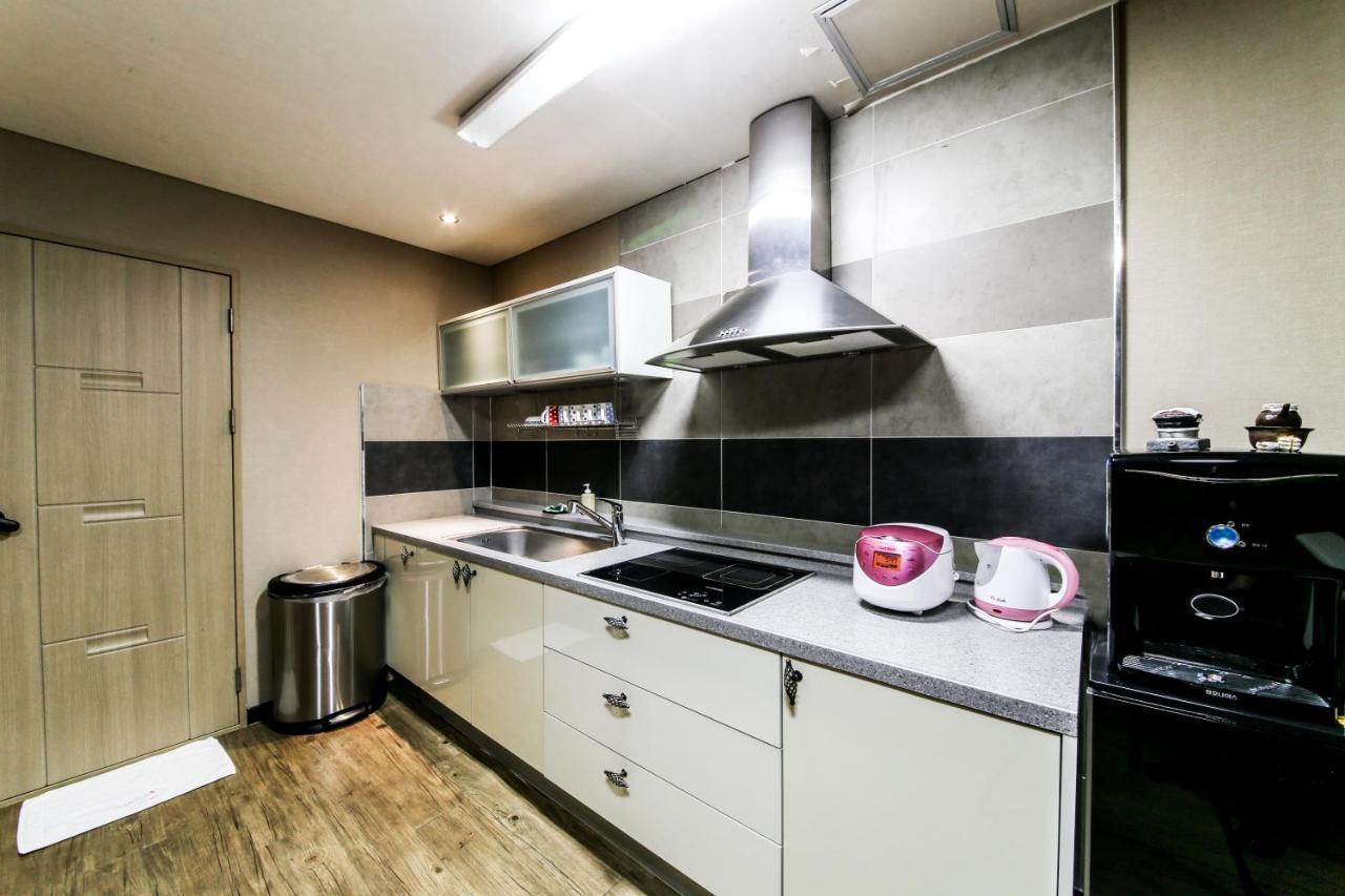 Gyeongju Arrietty Motel Экстерьер фото